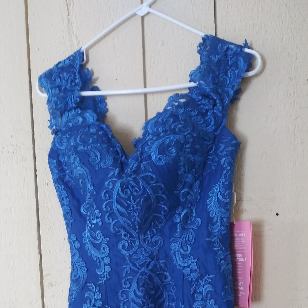 Royal Blue Lace Mermaid Dress - Picture 4 of 9